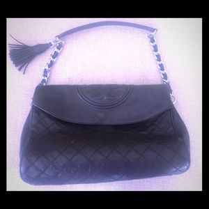 Tory Burch Fleming hobo style handbag